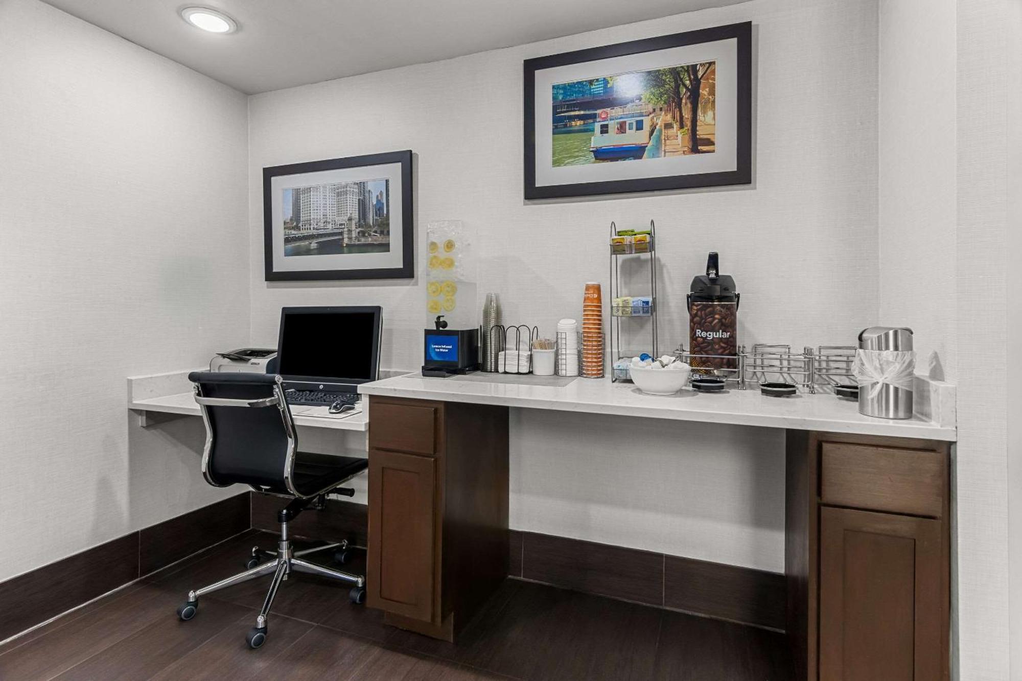 Comfort Inn & Suites Near Tinley Park Amphitheater Exteriér fotografie